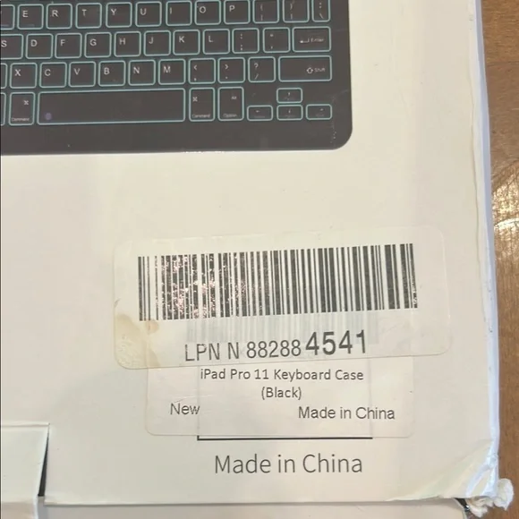 Wireless Black Tablet Keyboard with Folio Stand - Picture 3 of 3